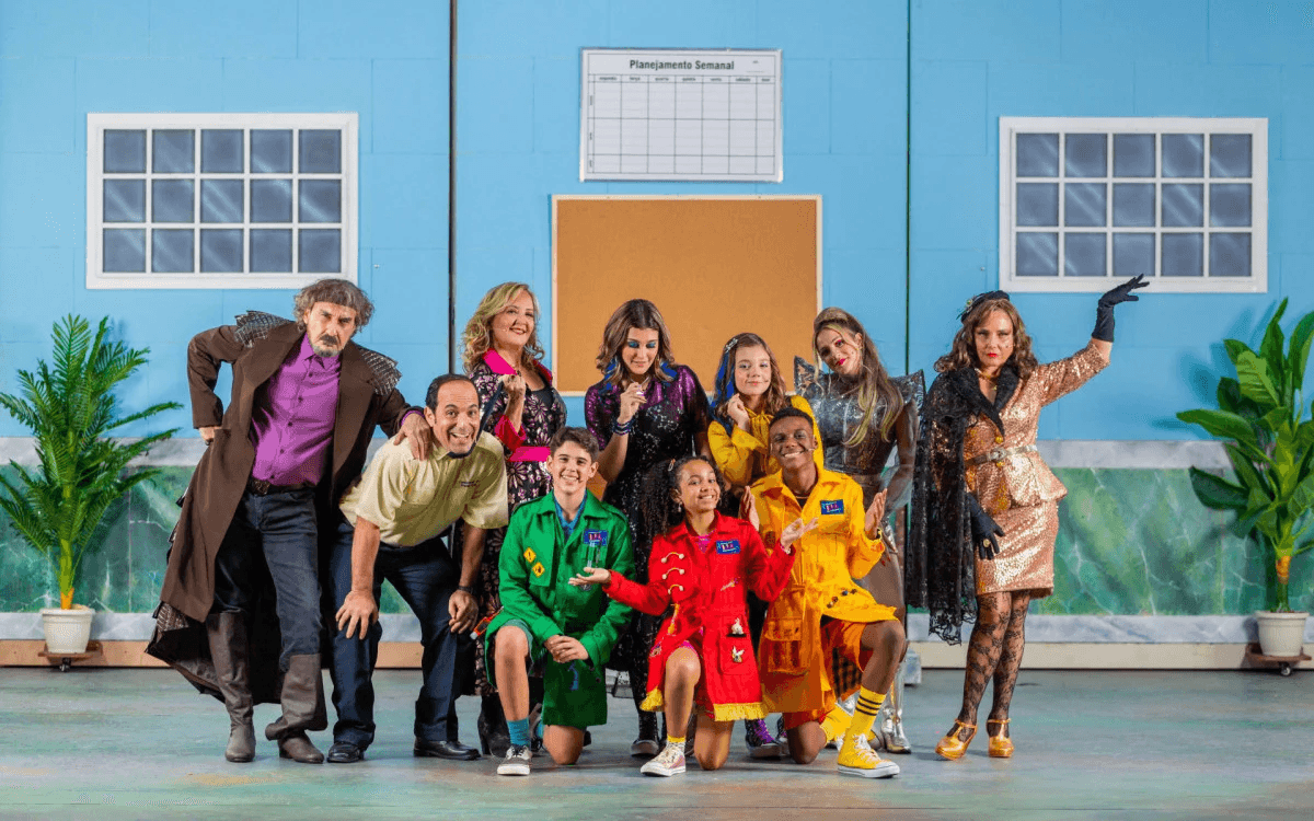 Capa da série Os Detetives do Prédio Azul